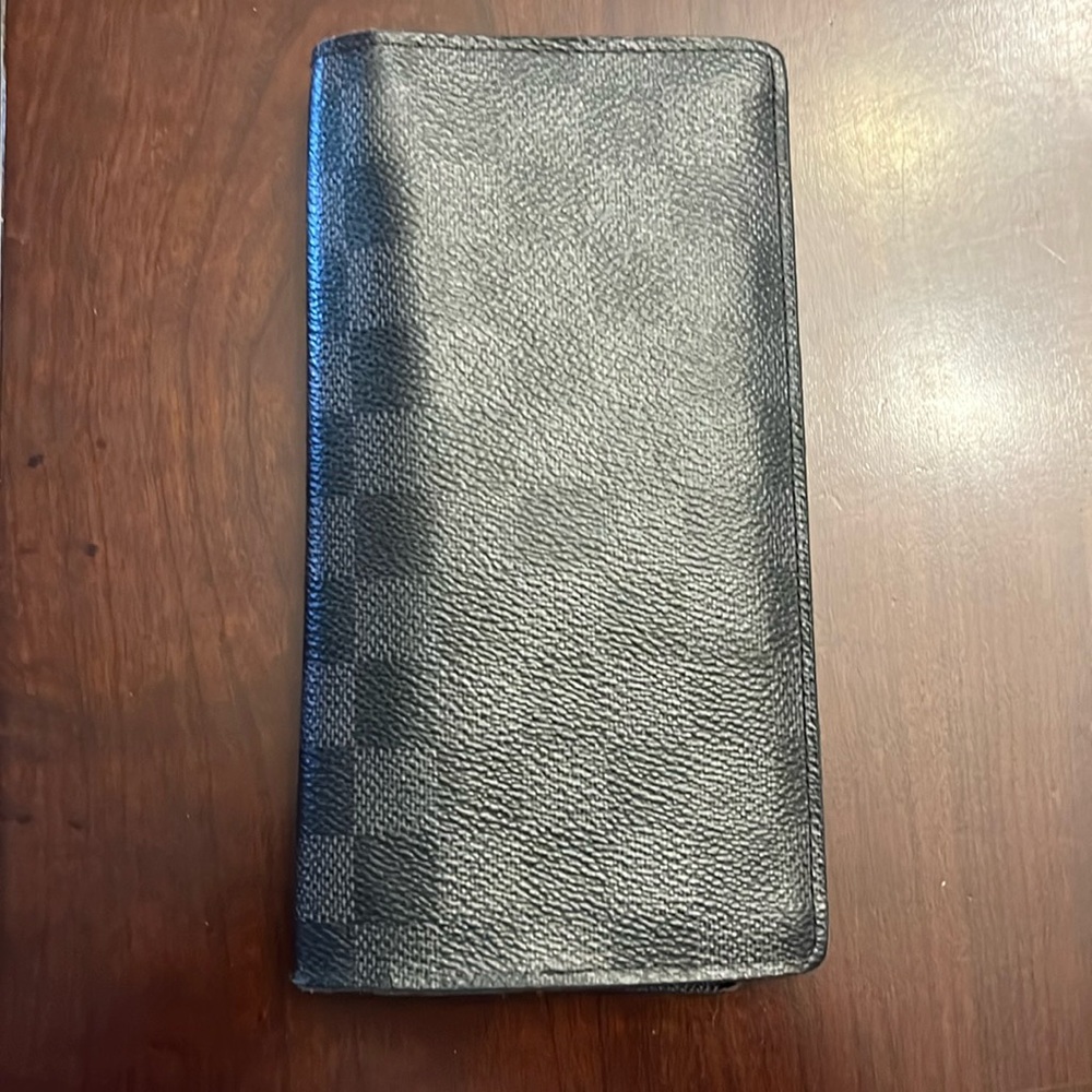 Louis Vuitton wallet authentic